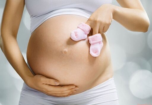 the pregnant woman transmits papillomas to the child